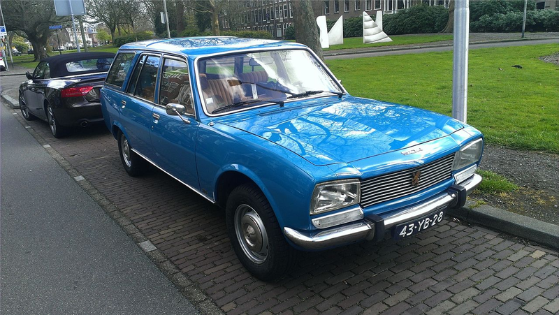 Illustration for article titled Generation Gap: Peugeot Family Sedans Edition